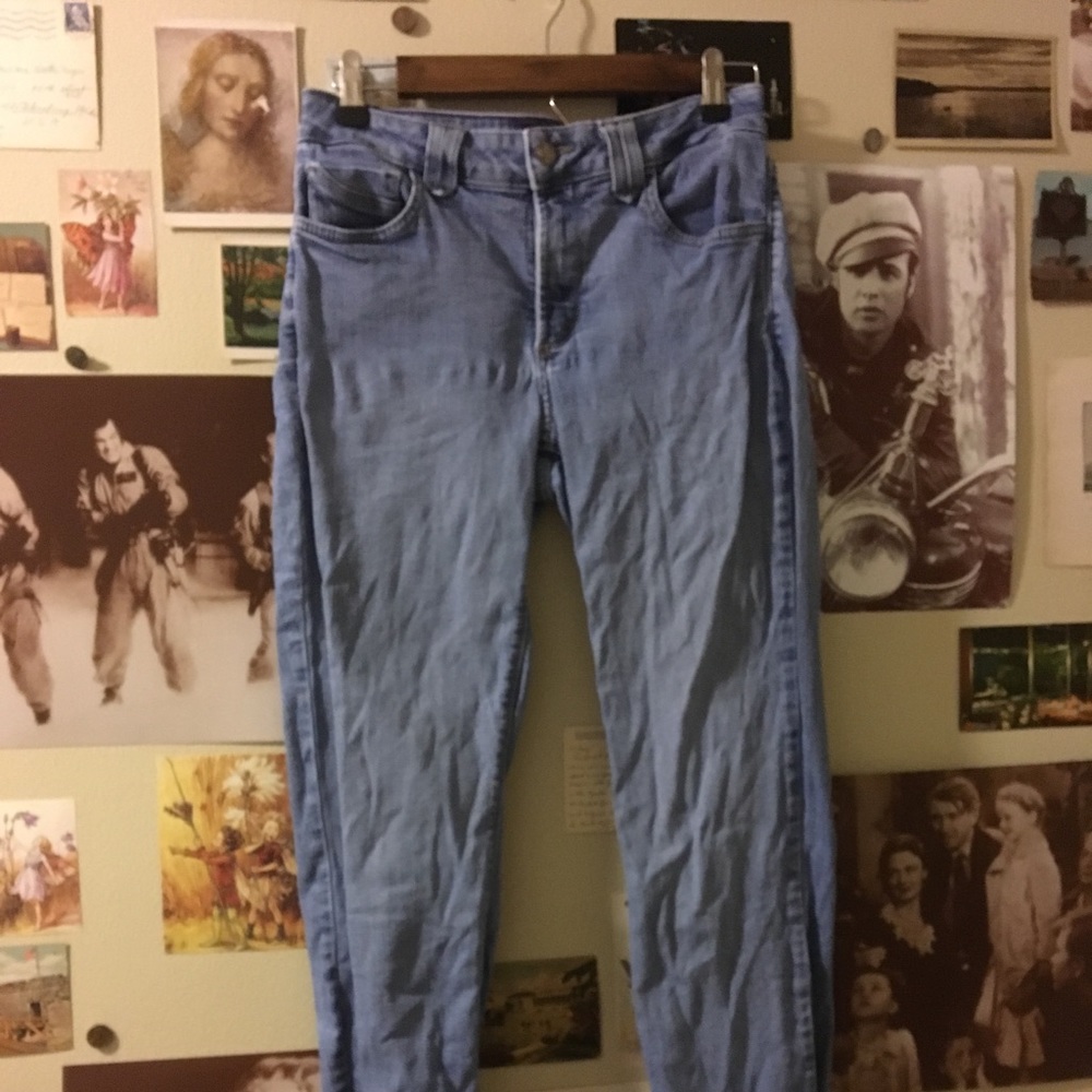 Light Wash Mom Jeans
